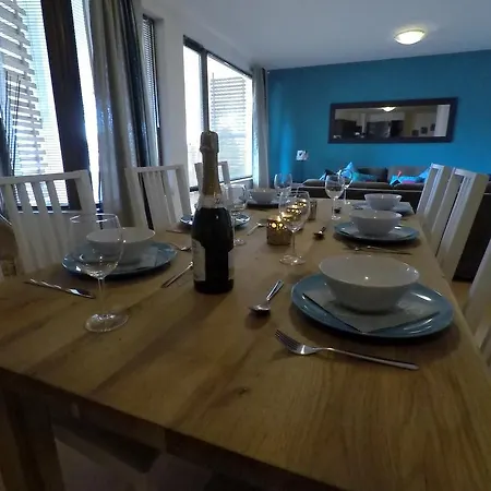 Monastery C39 公寓 班斯科